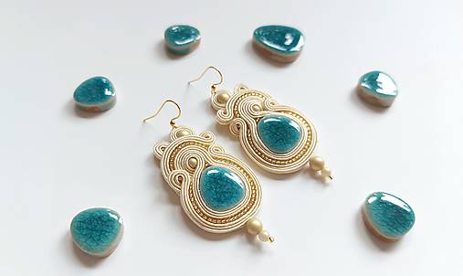 Náušnice - Vanilka - Ručne šité šujtášové náušnice - Soutache earrings - 17318216_