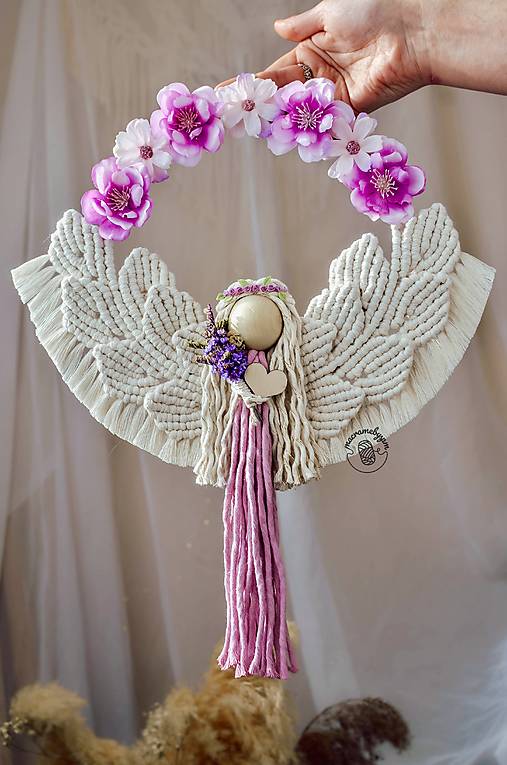 Dekorácie - Macrame anjelik s originálnymi krídlami - fialový - 17320040_