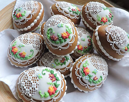 Dekorácie - Medovníková kraslica 3D farebná - 17326855_