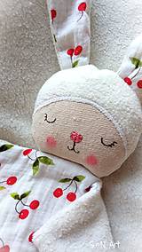 Hračky - Mojkáčik-spinkáčik zajko čerešničkový - 17327425_