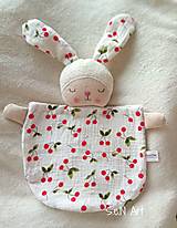 Hračky - Mojkáčik-spinkáčik zajko čerešničkový - 17327428_