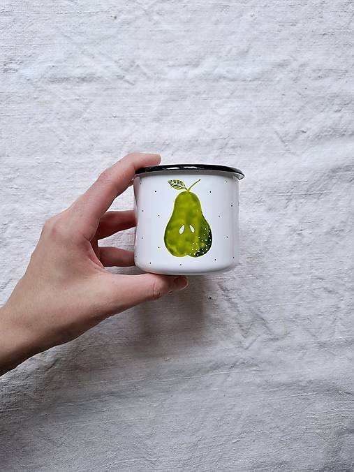 Nádoby - Smaltovaný hrnček Rozprávkové ovocie (Hruška) - 17326720_