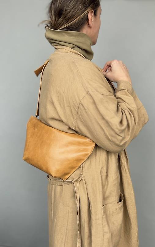 Kabelky - .CAMEL kožená ľadvinka - 17328916_