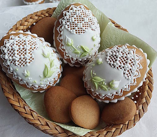Dekorácie - Medovníková kraslica 3D s kvetom - 17333253_