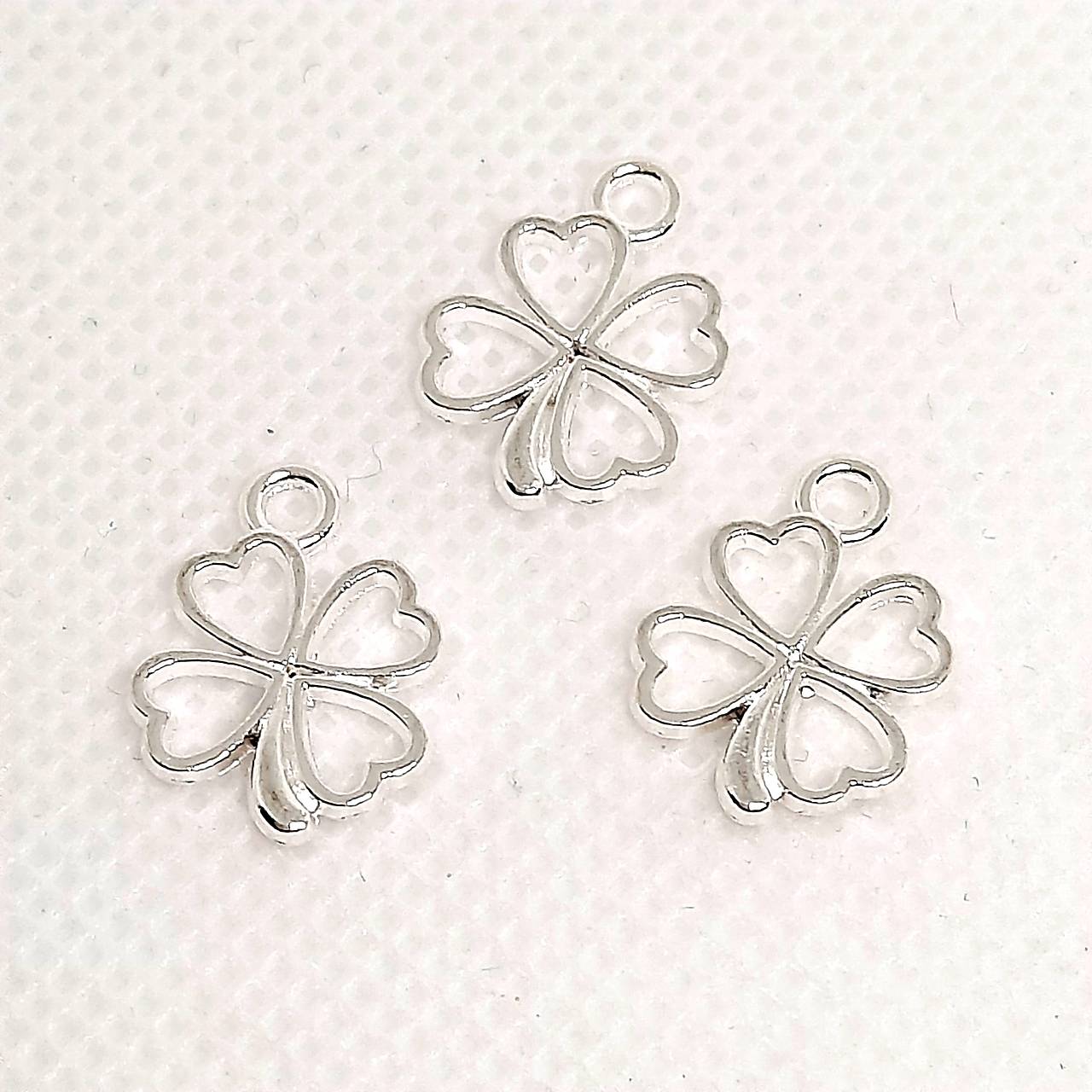Prívesok štvorlístok 17x14mm-1ks (strieborná)