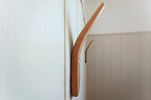 Nástenný vešiak IRISH drevo dub