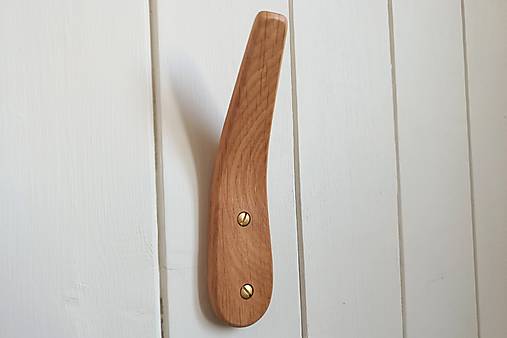 Nástenný vešiak IRISH drevo dub