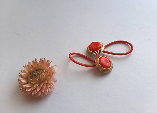 Ozdoby do vlasov - Gumička gombičková ČERVENO-ZLATÁ - 17337116_