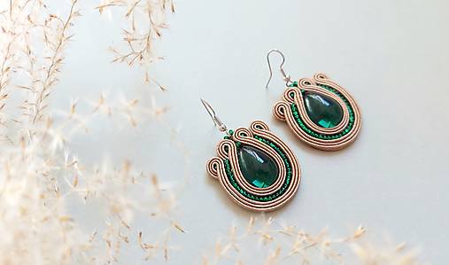 Náušnice - Tulipán - Emerald - soutache earring - ručne šité šujtášové náušnice - 17335922_