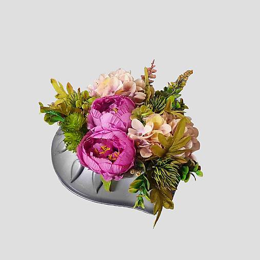 Dekorácie - Dušičky - zaťažená ikebana na hrob v tvare srdca č.85 - dekorácia - 17335450_