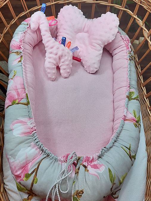 Detské súpravy - ✨️ DOPREDAJ✨️ Hniezdo pre bábätko 60 × 80 cm + polohovací vankúšik – ružová bavlna & vafle - 17340908_