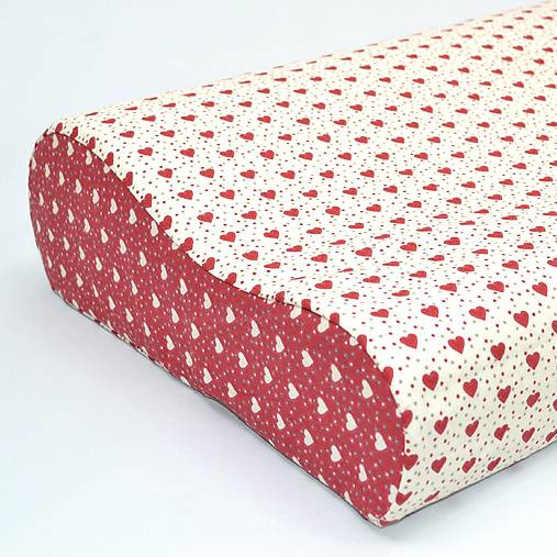 Úžitkový textil - Smotanovo vínová kombinácia so srdiečkami - obliečka na anatomický vankúš - 17350616_