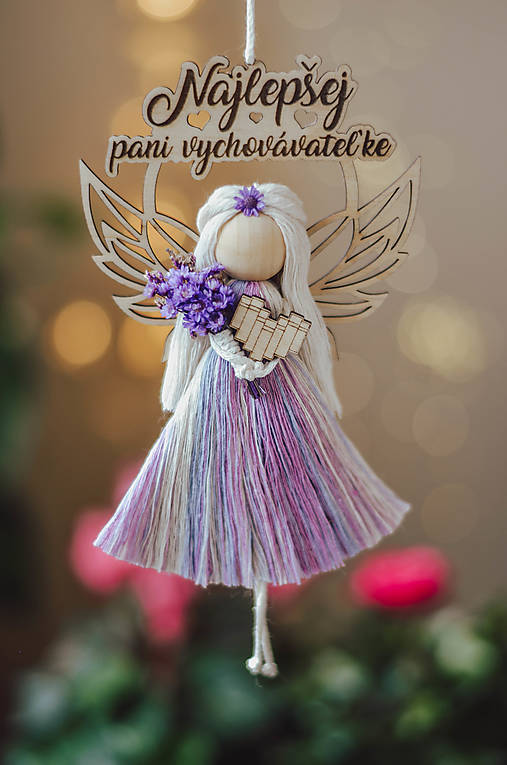 Dekorácie - Macrame anjelik - Najlepšej pani vychovávateľke - 17355156_