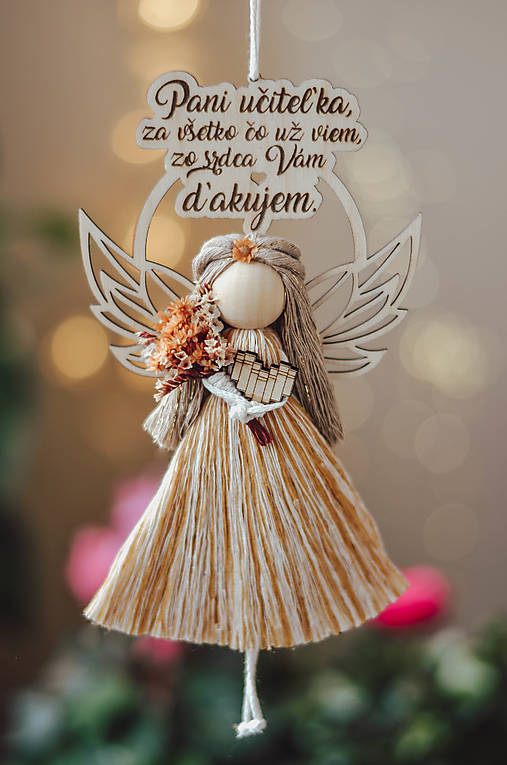 Dekorácie - Macrame anjelik - Pani učiteľka, za všetko čo už viem.. - 17355192_