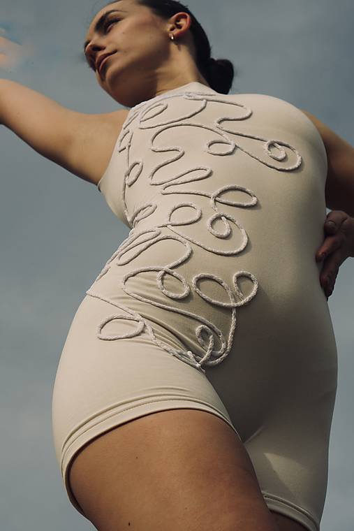 Biely dres/body