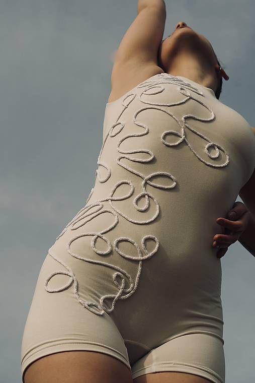 Biely dres/body
