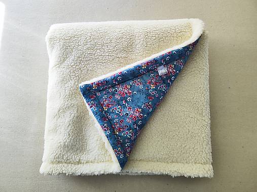 Úžitkový textil - Vlnienka Deka /prikrývka trojvrstvová 100% ovčie rúno BARANČEK ELEGANT  Kvietky petrolejové - 17357858_