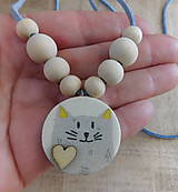 Náhrdelníky - drevený náhrdelník mačka Výpredaj - 17358352_