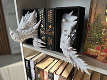 Dekorácie - Book Nook - Biely drak - 17358552_
