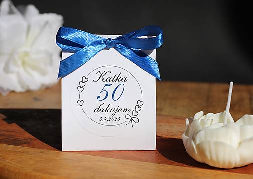 Sviečky - Vonné sviečky Srdiečka s lupeňmi darčeky pre hostí na oslave 50. narodenín Vlastný text - 17361321_