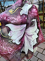 Šatky - Maľovaná hodvábna šatka Lilies - 17363721_