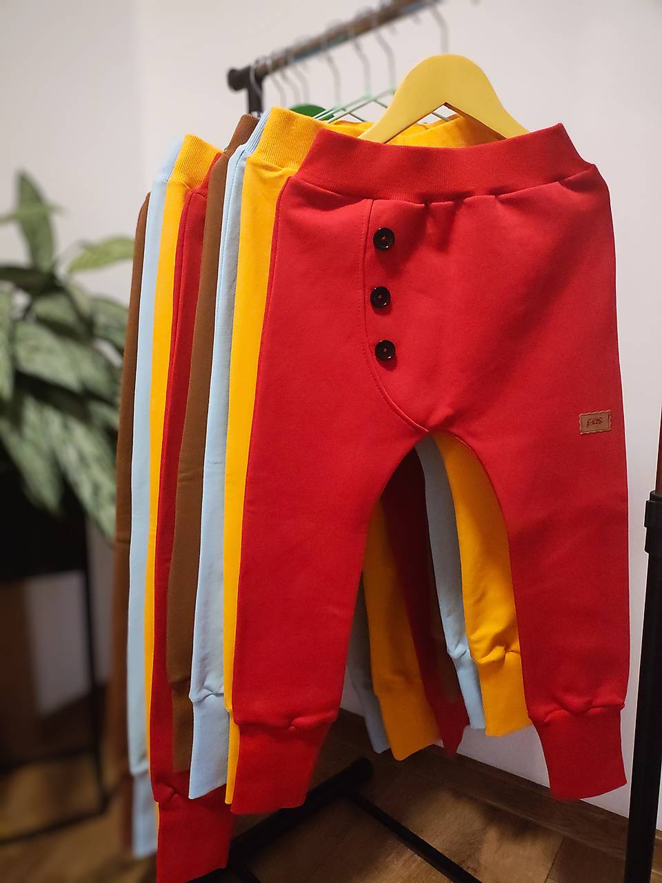 Pudláče BUTTON ČERVENÉ