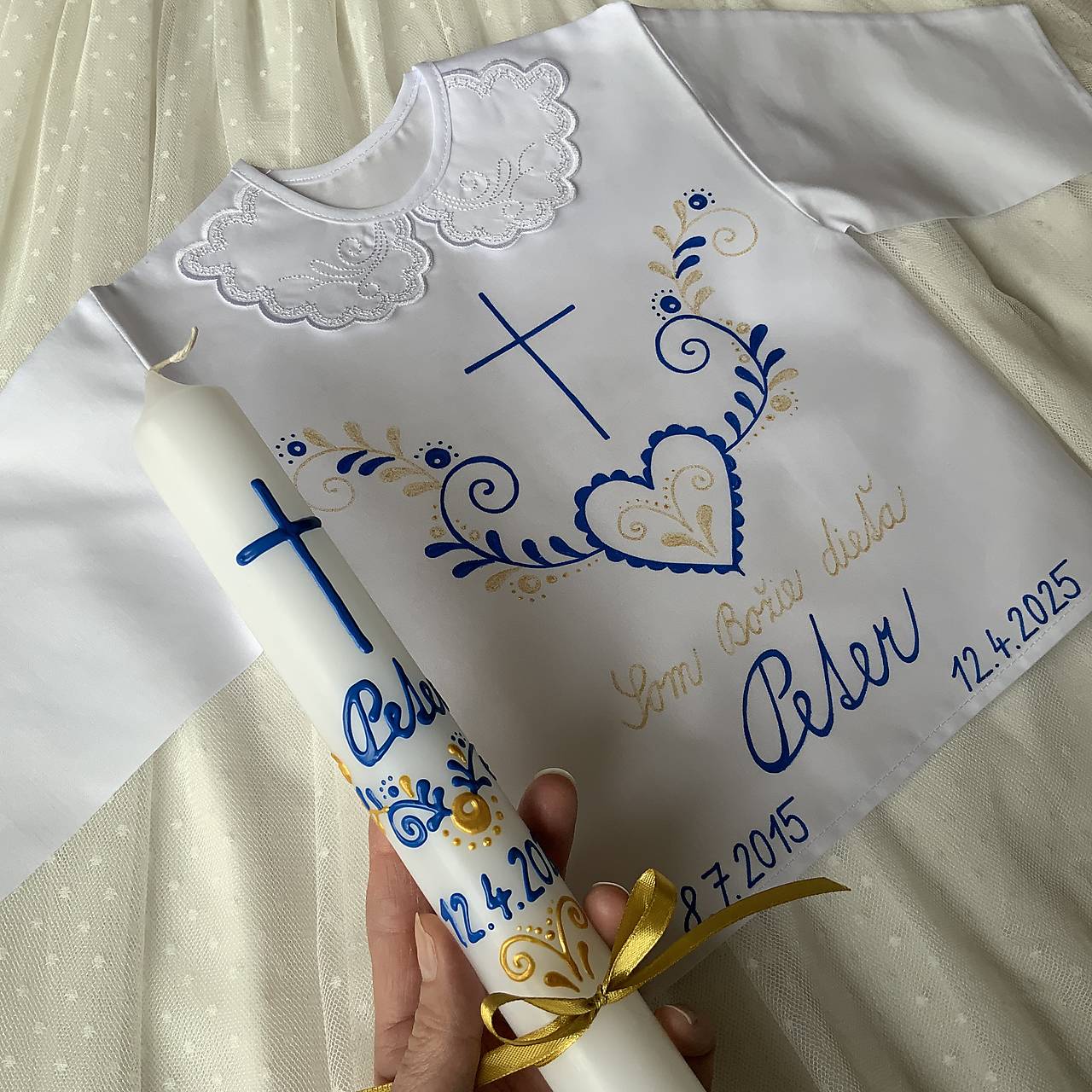 Krstná košieľka a svieca - maľovaná ľudovoladená (zlatá ľudovoladená)