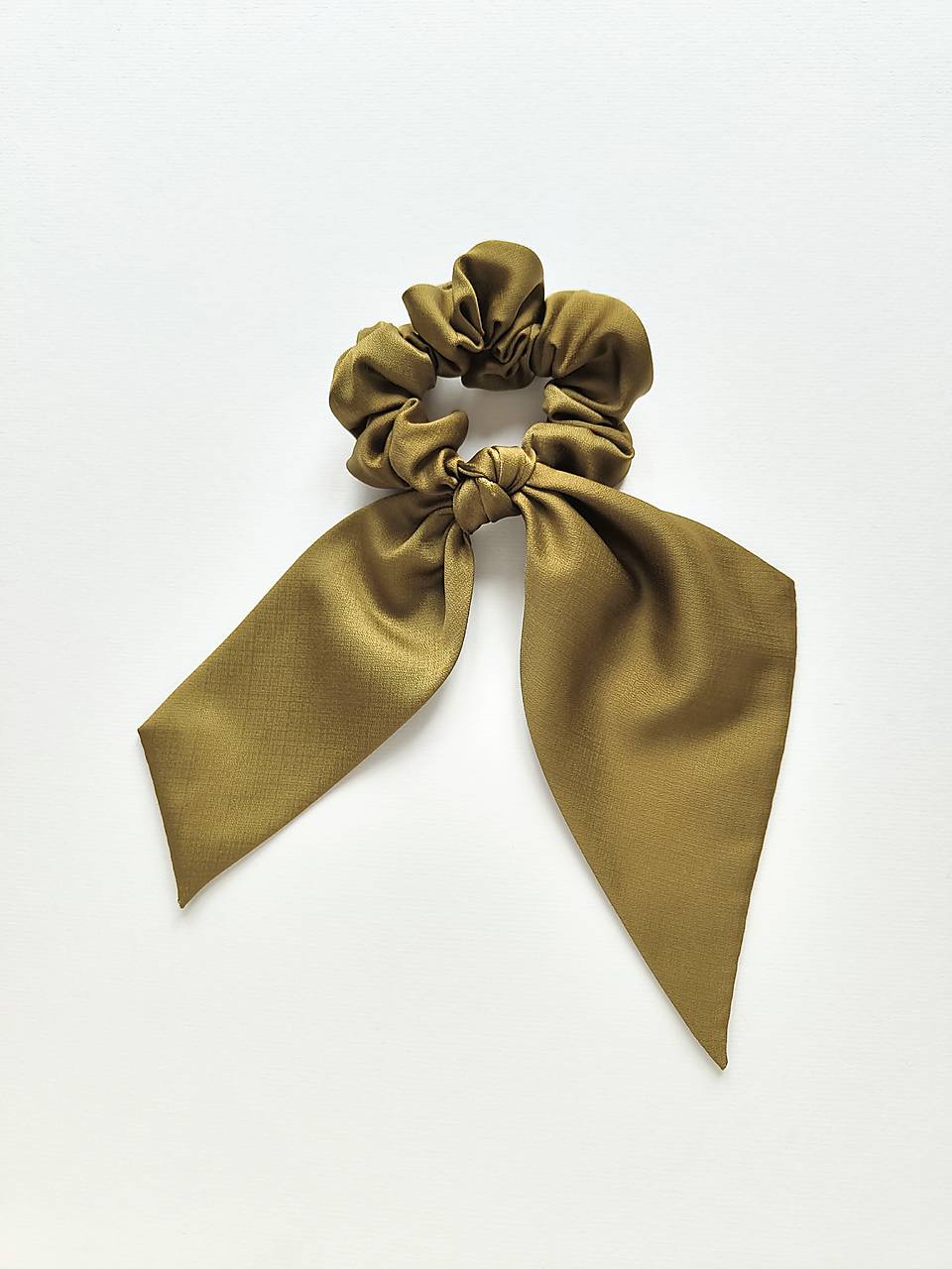 Maxi scrunchie asymetrická (Khaki zelená)