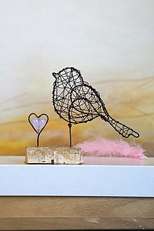 Dekorácie - Vtáčik s ružovým  srdiečkom - 17369107_