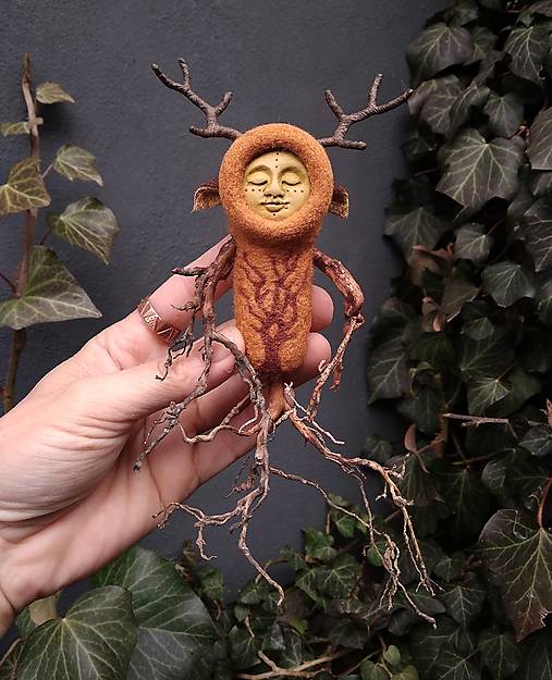 Dekorácie - Amulet, ochranca...lesný priatel' - 17371905_