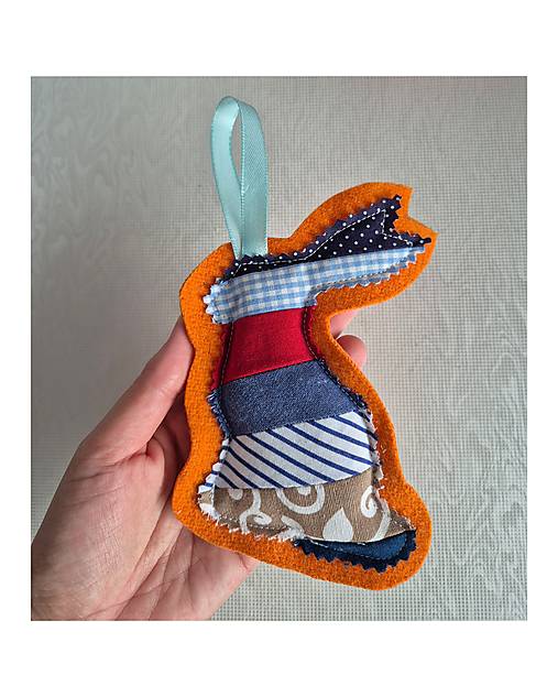 Dekorácie - Veľkonočný zajačik - upcyklovaný / iv - 17377237_