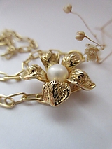 Náhrdelníky - Náhrdelník Poupě s perlou zlatý - 17383682_
