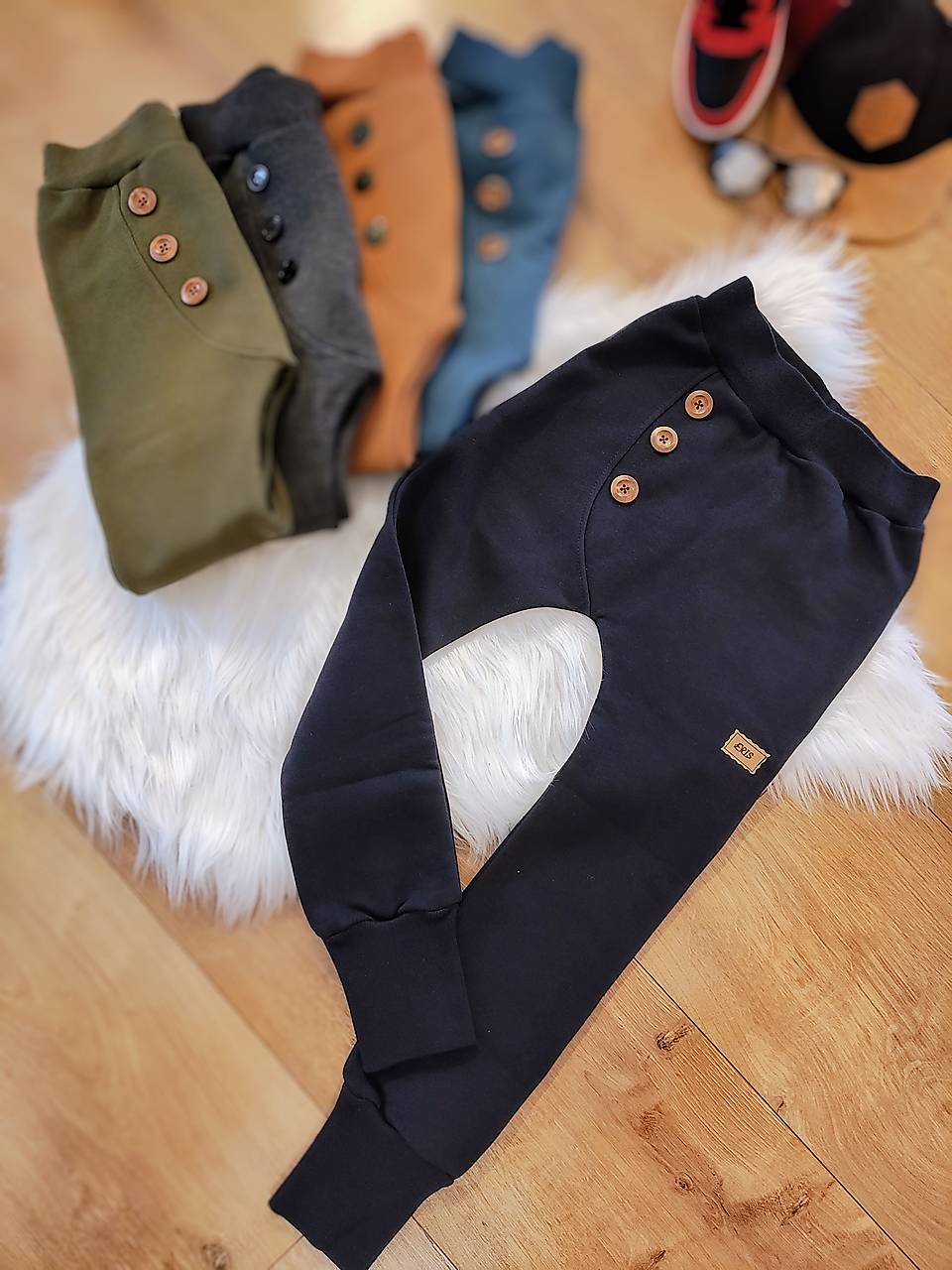 Pudláče BUTTON s vreckami MODRE