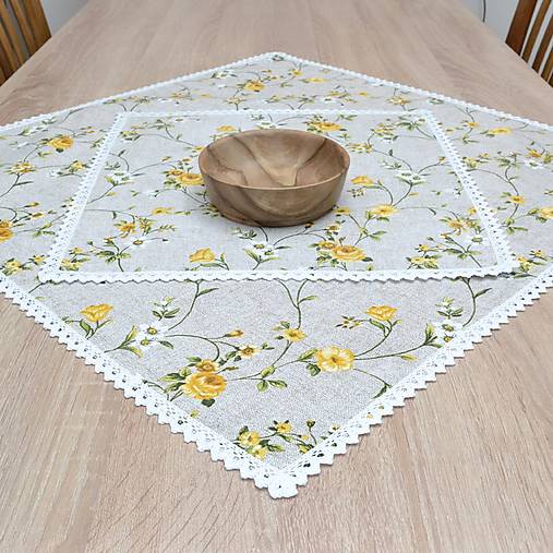 Úžitkový textil - IVETA - žlté ťahavé ruže - obrus štvorec - 17384578_