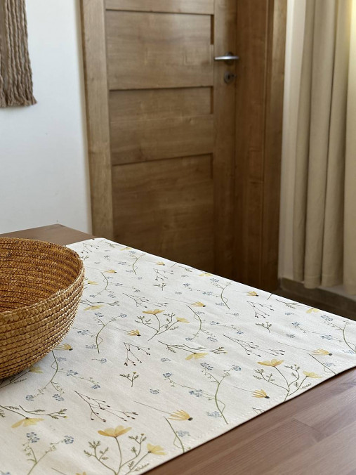 Úžitkový textil - Obrus s kvetinovým vzorom NEZÁBUDKA - 17386395_