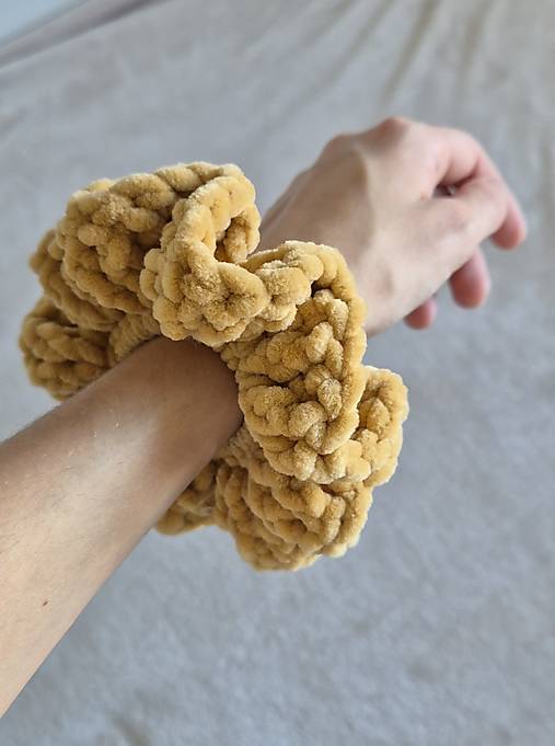 Scrunchie gumičky do vlasov - neutrálne (Béžová)