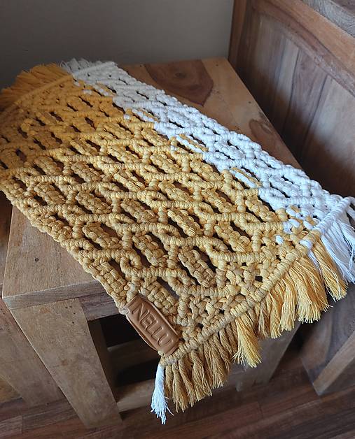 Úžitkový textil - Macramé prestieranie s keltským vzorom ombré - 17389084_