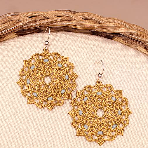 Náušnice - Makramé náušnice „Mandala Boho“  s mandalovým motívom - 17402234_