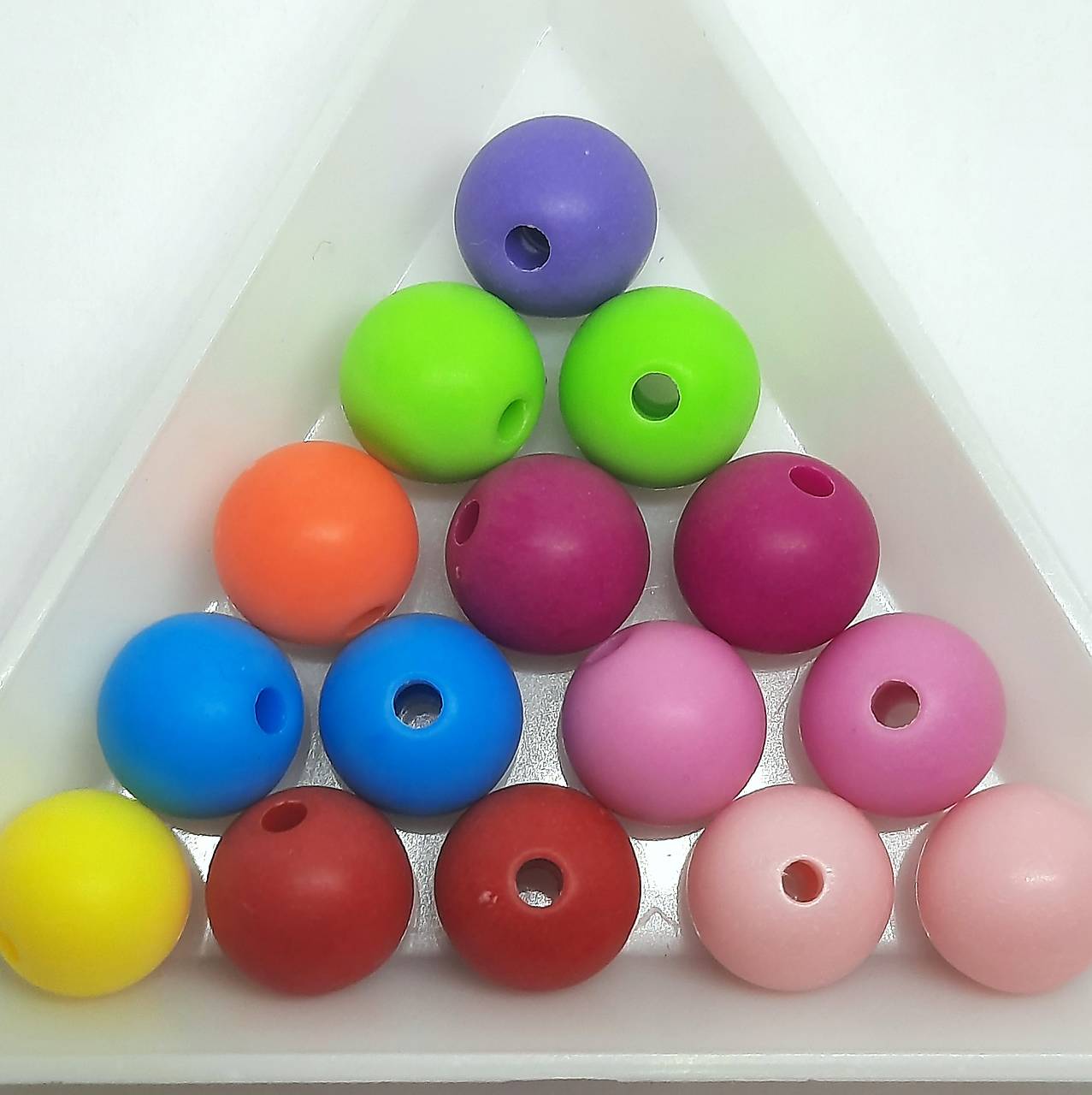 Plastové matné korálky 10mm-10ks
