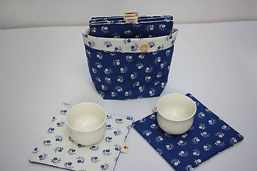 Úžitkový textil - Podšálky bílé kytičky na modré - 17403026_