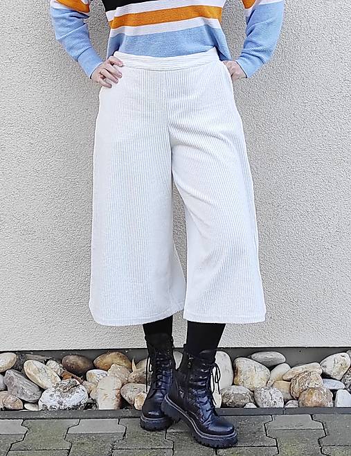 Nohavice - Menčestrové kulotky - 17403425_