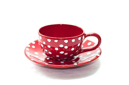 Nádoby - Kapučíno šálka s podšálkou (Červená bodkovaná) - 17409633_