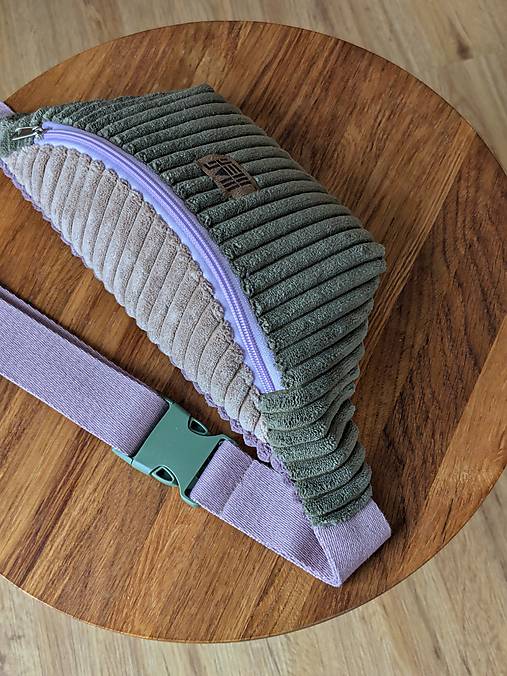 Menčestrová ľadvinka - zelenofialová