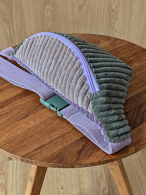 Menčestrová ľadvinka - zelenofialová