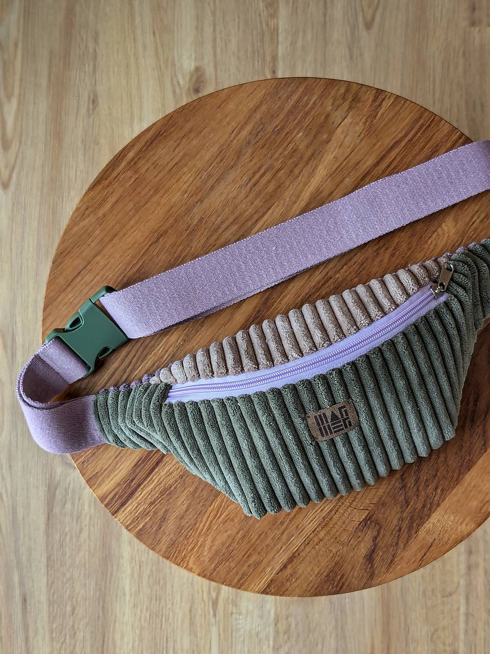 Menčestrová ľadvinka - zelenofialová