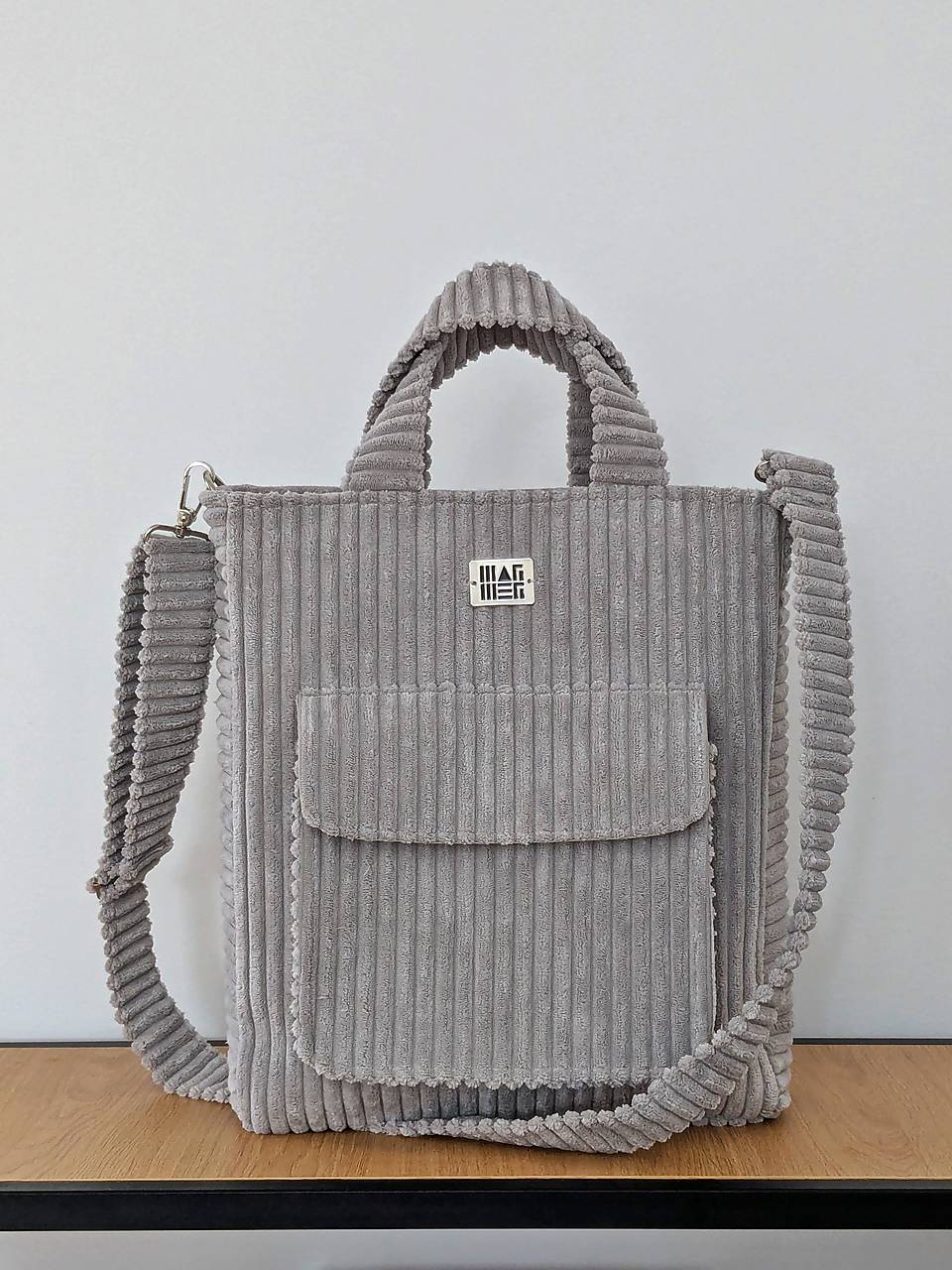 Menčestrová kabelka  M A R I - šedá