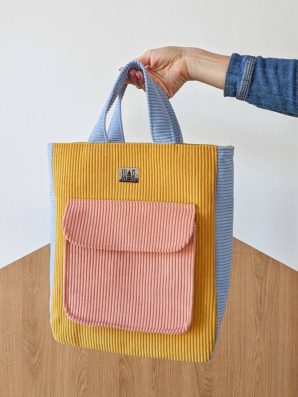 Mečestrová kabelka  M A R I - pestrofarebná