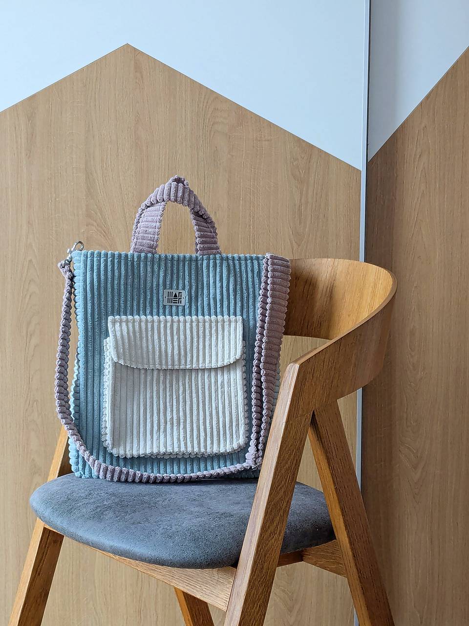 Menčestrová kabelka  M A R I - bielomodrá