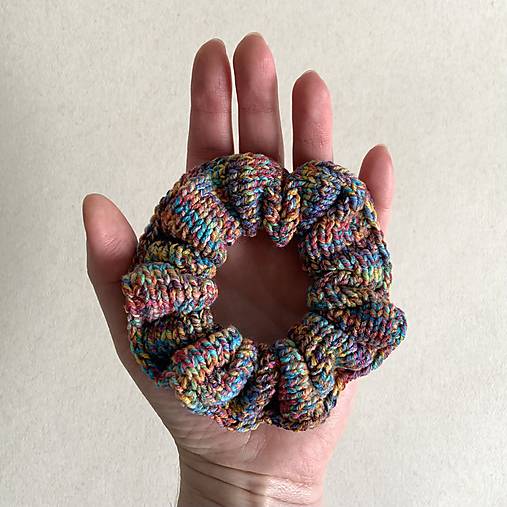 Ozdoby do vlasov - Scrunchies gumičky do vlasov - melírované / 9 druhov (farebná) - 17413597_