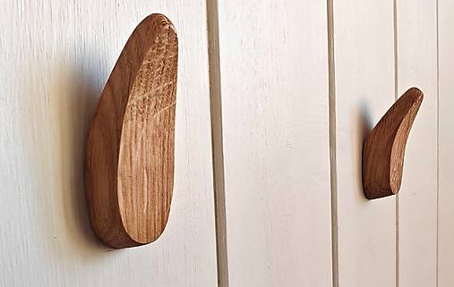 Nástenný vešiak PRINCESS drevo dub